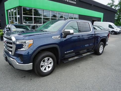 Used 2019 GMC Sierra 1500 SLE w/ SLE Value Package AWD/4WD image 2
