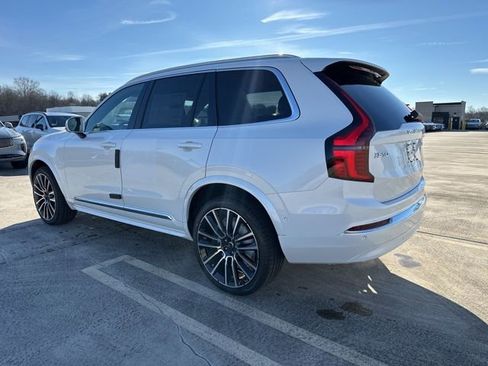 New 2026 Volvo XC90 B6 Plus image 5