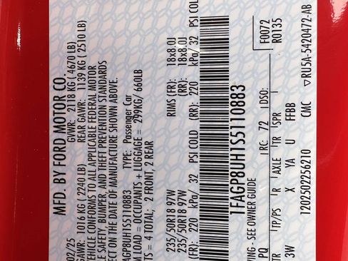 Certified 2025 Ford Mustang Premium image 31