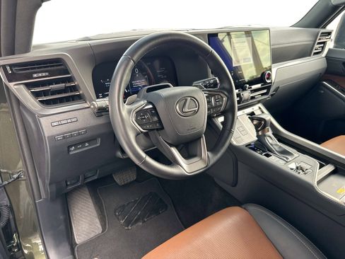 Certified 2024 Lexus GX 550 w/ Accessory Package (Z1) AWD/4WD image 24