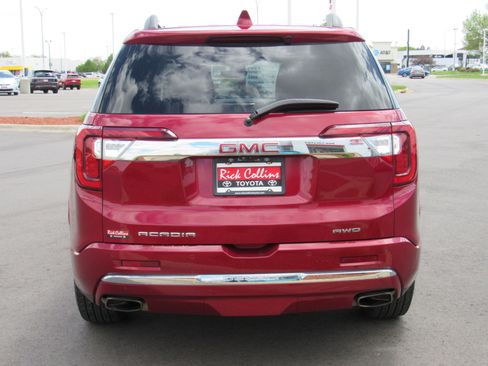 Used 2020 GMC Acadia Denali w/ Denali Ultimate Package AWD/4WD image 7