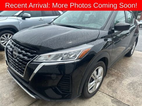 Used 2023 Nissan Kicks S FWD image 1