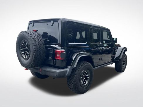 Used 2026 Jeep Wrangler Unlimited Rubicon AWD/4WD image 4