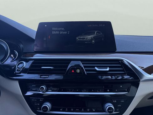 Used 2018 BMW 530i xDrive image 20