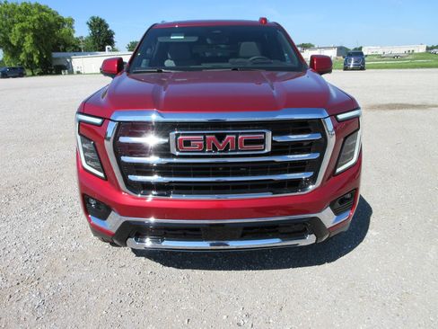 New 2026 GMC Yukon XL Elevation w/ Elevation Premium Package AWD/4WD image 10