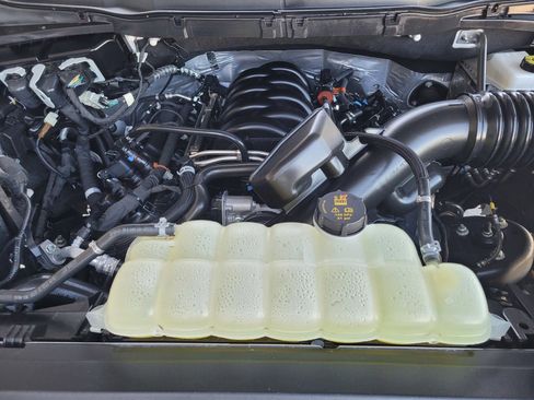 Used 2025 Ford F150 Lariat w/ Equipment Group 502A High image 30