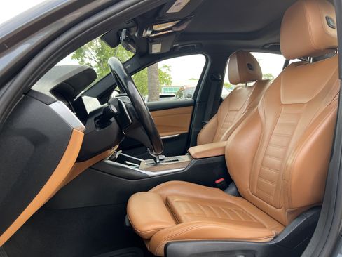 Used 2019 BMW 330i xDrive Sedan w/ Premium Package AWD/4WD image 16