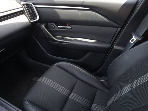 Used 2024 MAZDA CX-50 AWD 2.5 S w/ Preferred Package image 11