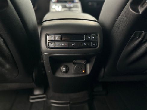 Used 2024 Hyundai Palisade Calligraphy image 28