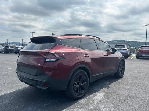 Used 2025 Kia Sportage X-Line AWD/4WD image 2