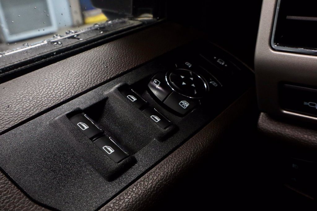 Certified 2022 Ford F250 King Ranch AWD/4WD image 25