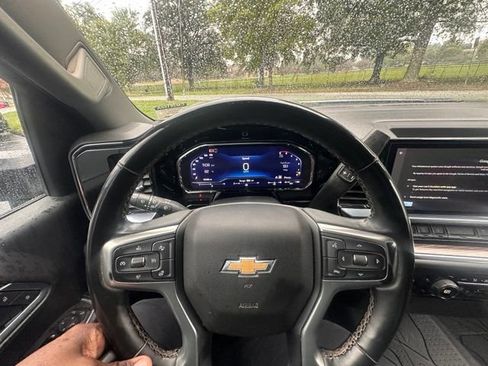 Used 2025 Chevrolet Silverado 3500 LT w/ Convenience Package AWD/4WD image 14