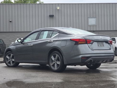 Used 2021 Nissan Altima 2.5 SL AWD/4WD image 13
