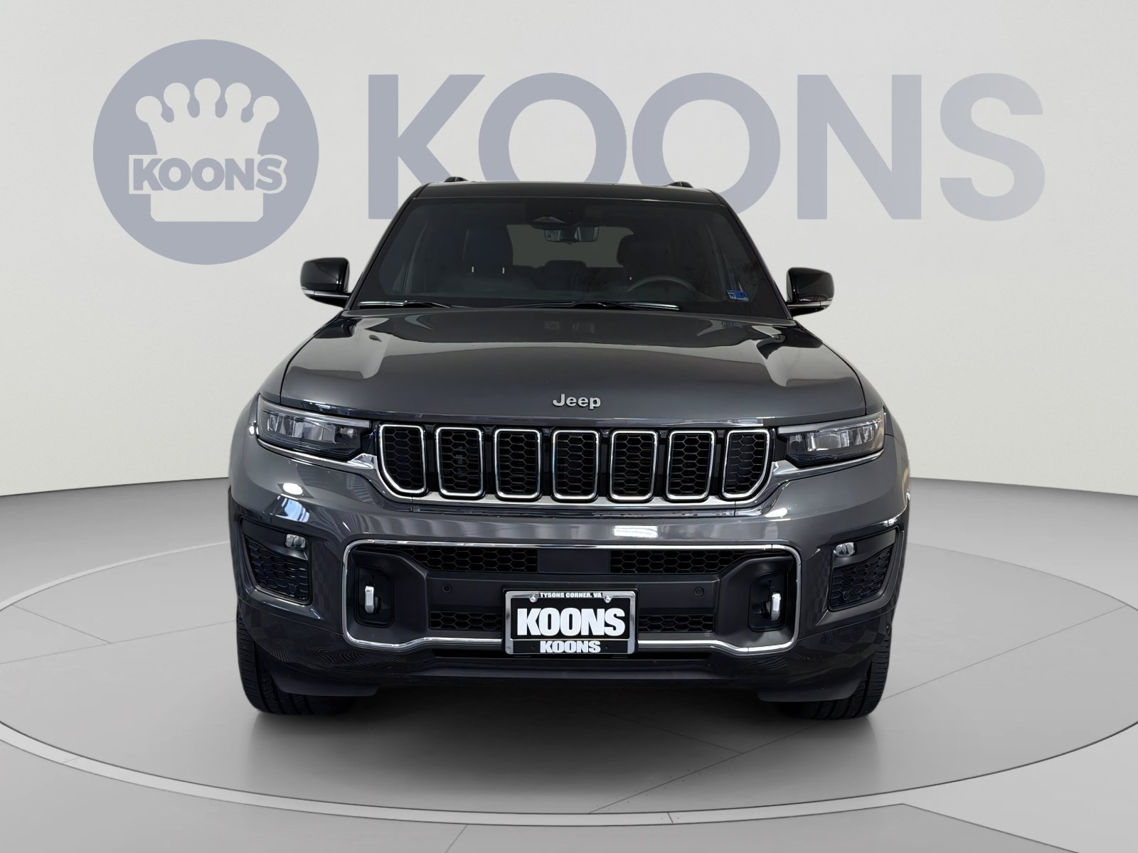 Used 2023 Jeep Grand Cherokee Overland w/ Luxury Tech Group IV AWD/4WD image 11