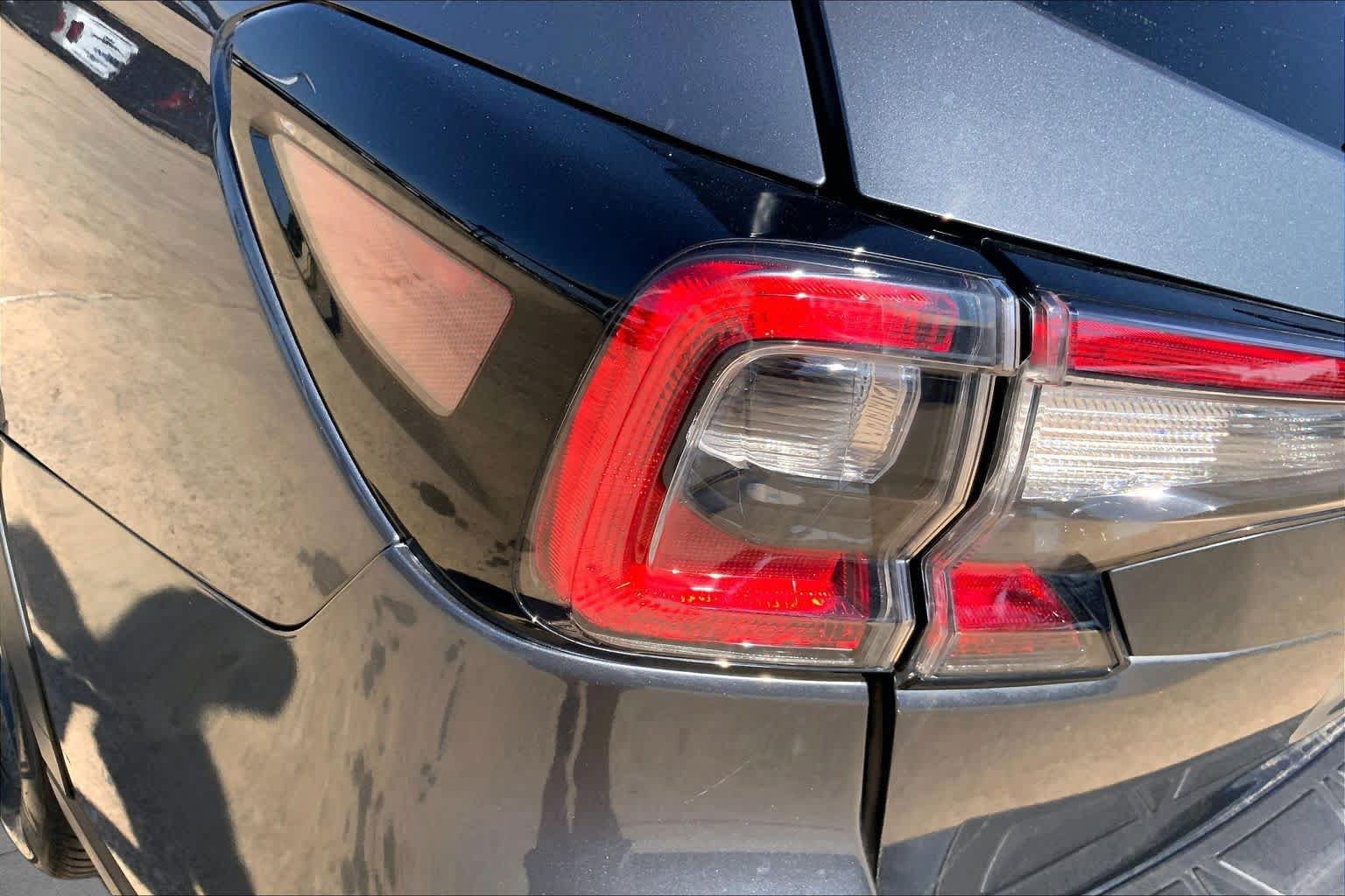 Used 2024 Subaru Outback Onyx Edition XT AWD/4WD image 27