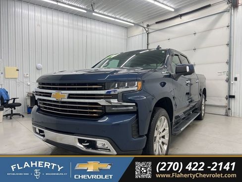 Used 2022 Chevrolet Silverado 1500 High Country w/ Technology Package image 6