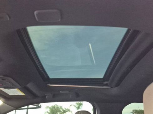 Used 2024 Toyota Tacoma TRD Sport w/ TRD Sport Upgrade Package image 14