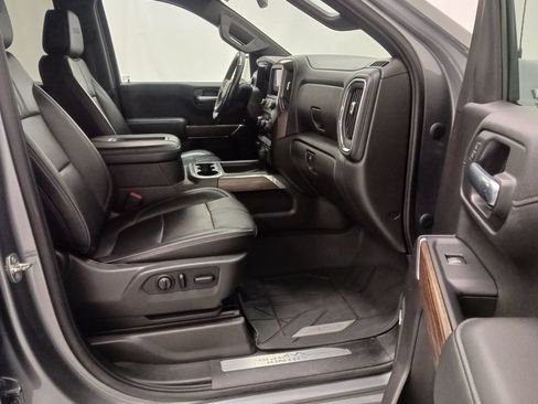 Used 2020 Chevrolet Silverado 1500 High Country AWD/4WD image 15