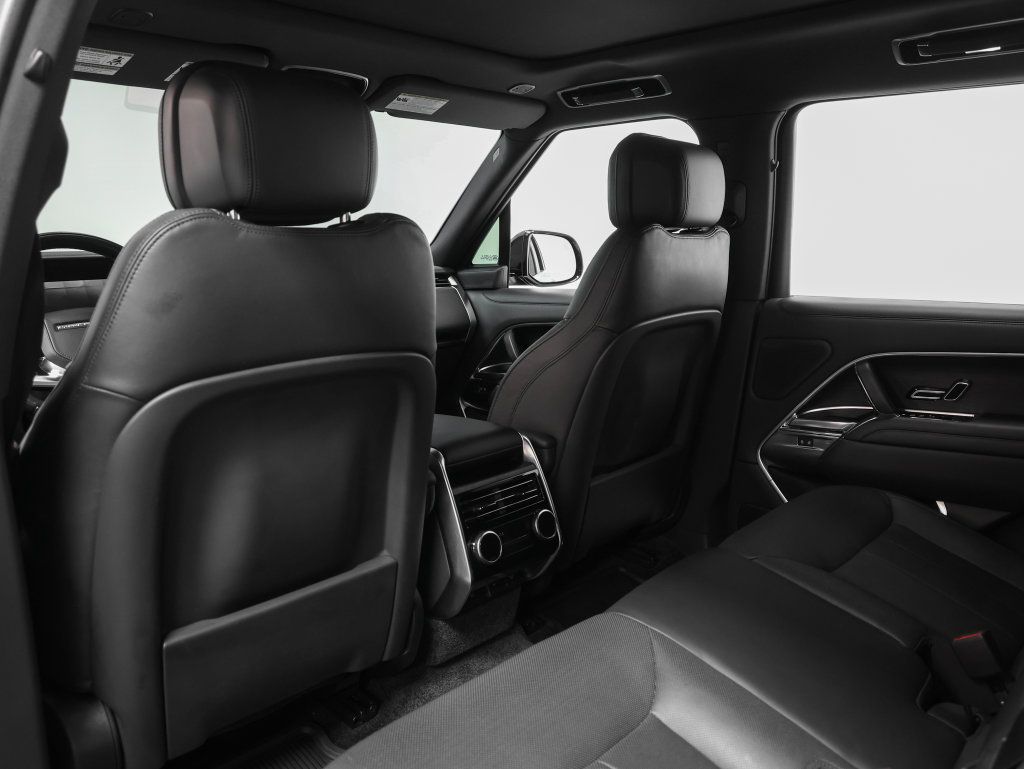 Used 2023 Land Rover Range Rover SE AWD/4WD image 56
