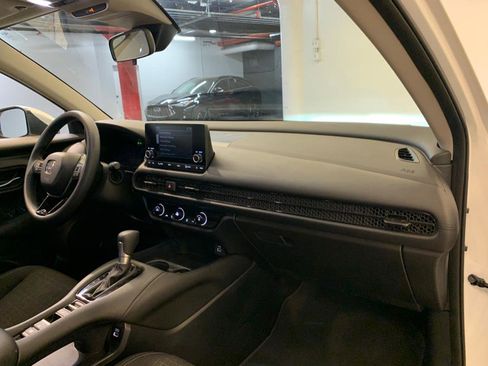 Used 2023 Honda HR-V LX image 48