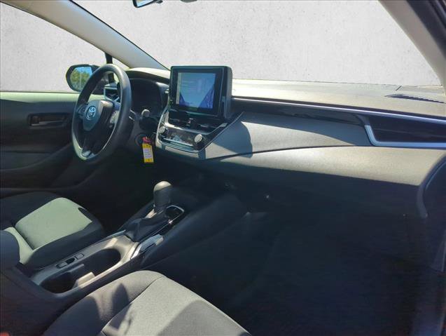 Certified 2025 Toyota Corolla LE FWD image 28
