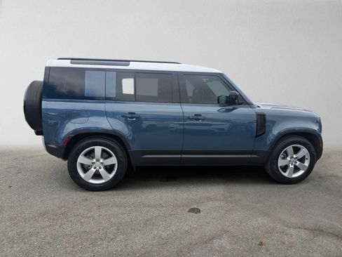 Used 2025 Land Rover Defender 110 S AWD/4WD image 6