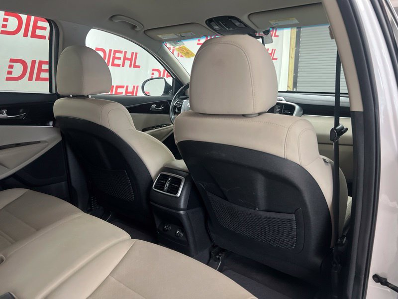 Used 2019 Kia Sorento AWD w/ LX Convenience Package image 11