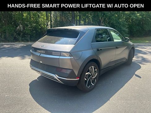 Used 2024 Hyundai Ioniq 5 SEL RWD image 4