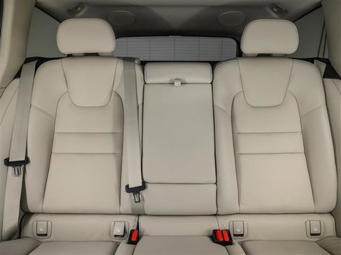 New 2026 Volvo V60 B5 Cross Country Plus w/ Climate Package image 31