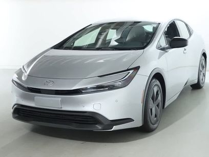 Used 2025 Toyota Prius LE