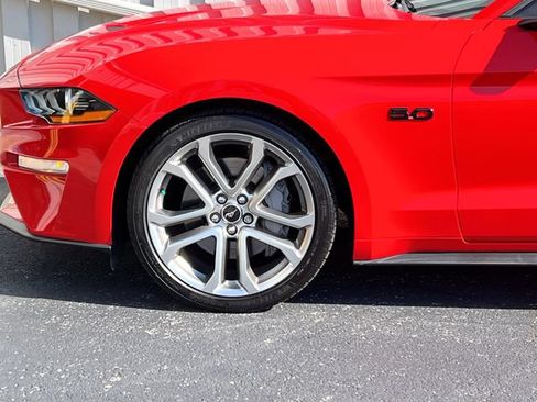 Used 2019 Ford Mustang GT Premium RWD image 23