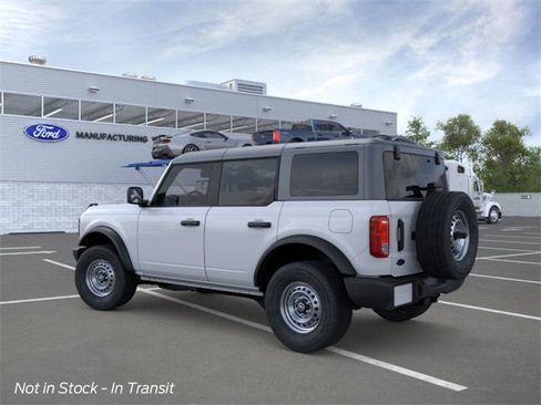 New 2025 Ford Bronco 4-Door image 4