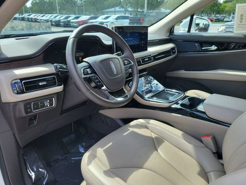 Certified 2023 Lincoln Nautilus Reserve FWD image 13