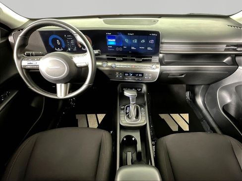 Used 2025 Hyundai Kona SEL AWD/4WD image 7