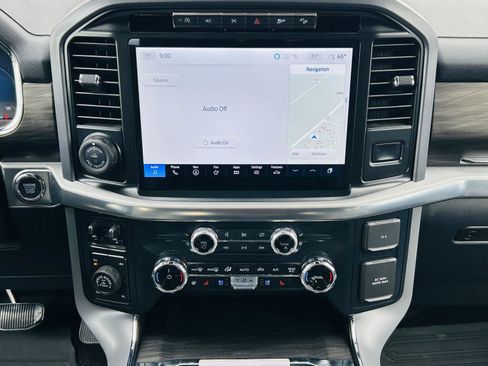 Used 2024 Ford F150 Lariat w/ FX4 Off-Road Package image 25