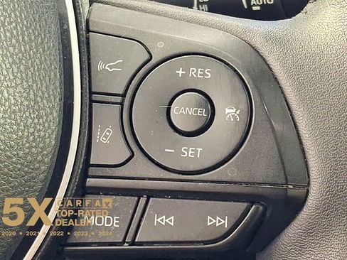 Certified 2022 Toyota RAV4 XLE Premium image 28