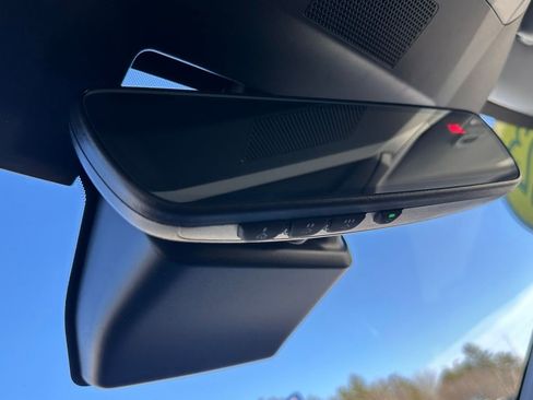 Used 2023 Subaru Ascent Limited w/ Technology Package image 25