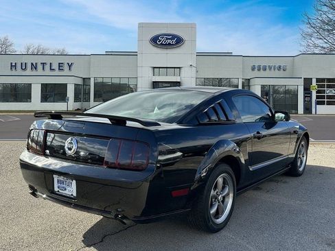 Used 2005 Ford Mustang GT image 5