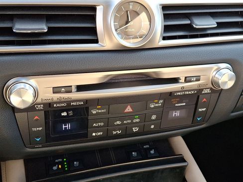 Used 2018 Lexus GS 350 AWD image 17