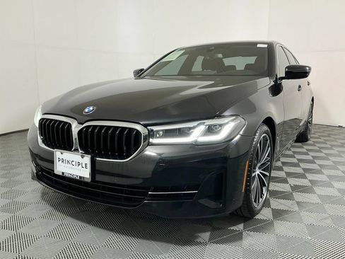 Used 2021 BMW 530i RWD image 2