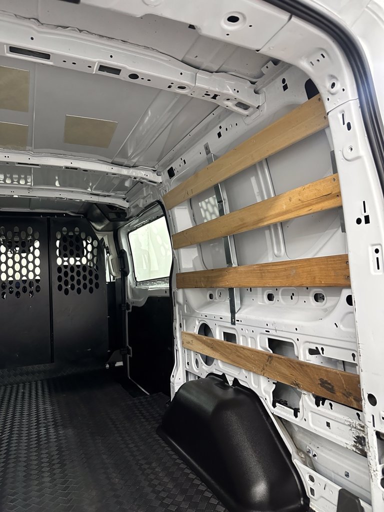 Used 2025 Ford Transit 250 Low Roof w/ Exterior Upgrade Package RWD image 23