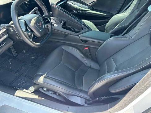 Used 2020 Chevrolet Corvette Stingray Preferred Cpe w/ 2LT Preferred Equipment Group RWD image 21