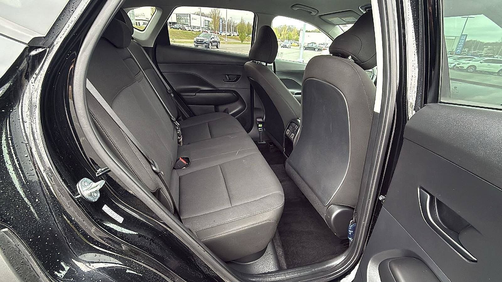 Used 2024 Hyundai Kona SEL FWD image 20