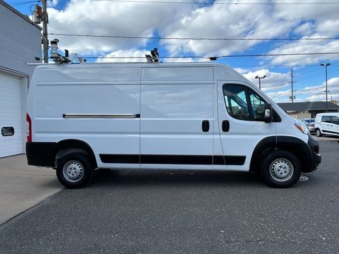 Used 2024 RAM ProMaster 2500 image 8