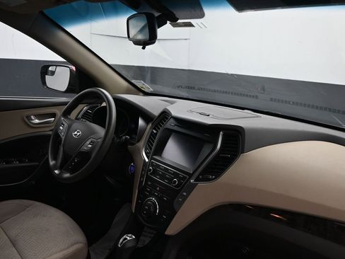 Used 2018 Hyundai Santa Fe Sport w/ 2.4L Value Package 02 image 12