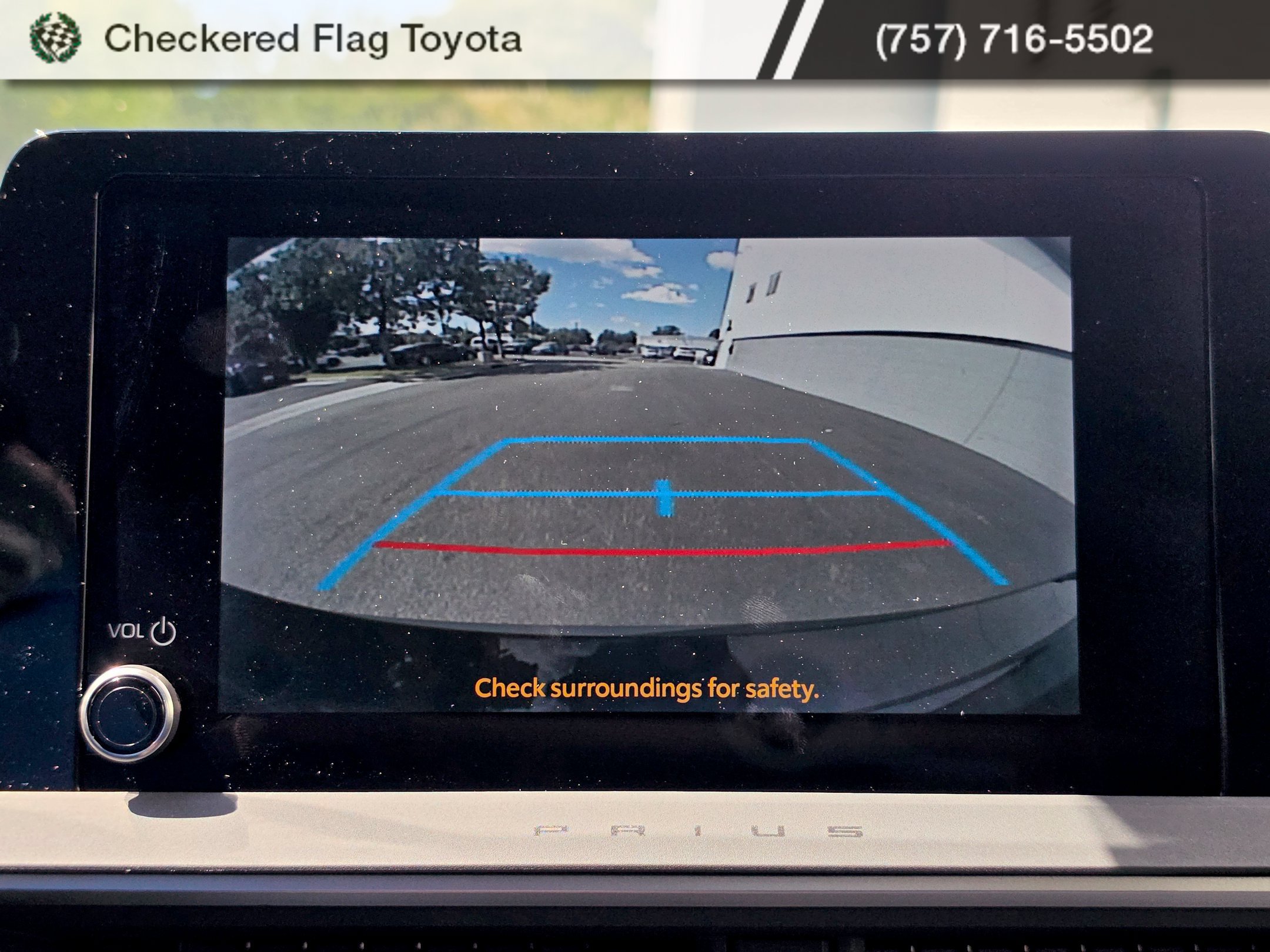 Used 2023 Toyota Prius LE FWD image 21