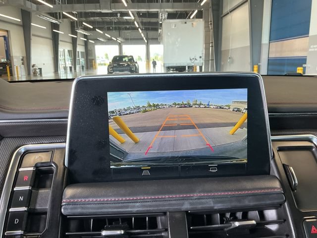 Used 2022 Chevrolet Suburban RST AWD/4WD image 16
