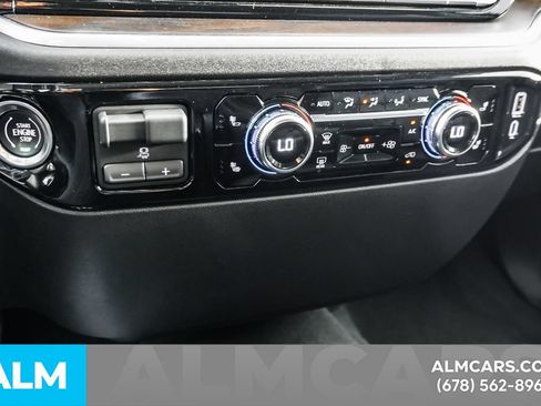 Used 2026 GMC Sierra 1500 SLT AWD/4WD image 39