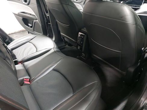 Used 2022 Jeep Compass Latitude image 11