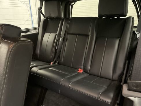 Used 2017 Ford Expedition Max Platinum AWD/4WD image 30